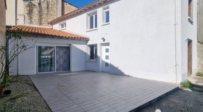 Maison 4 pièces de 92 m² à Échiré (79410)