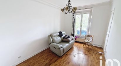 Appartement 3 pièces de 47 m² à Paris (75018)