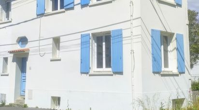 Town house 3 rooms of 53 m² in Royan (17200)