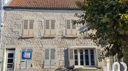 Maison de village 6 pièces de 132 m² à Ancy-le-Franc (89160)