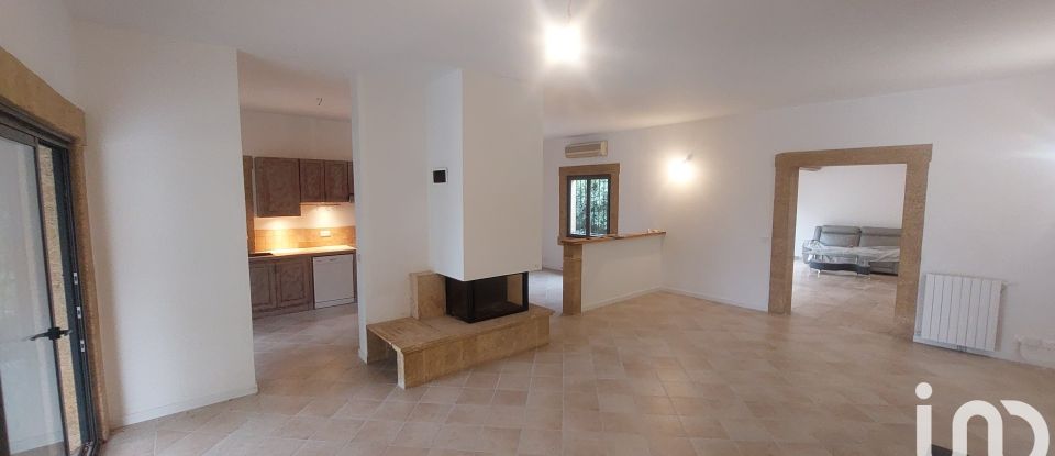 Maison 6 pièces de 200 m² à Générac (30510)