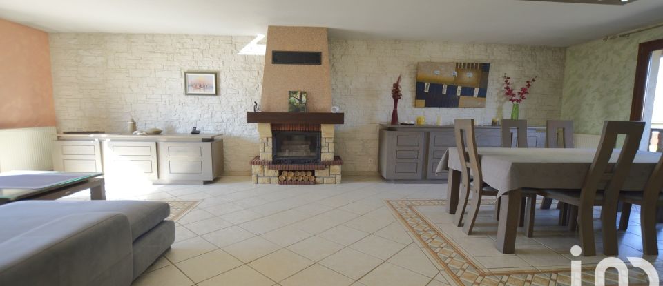 Village house 5 rooms of 112 m² in Amanvillers (57865)