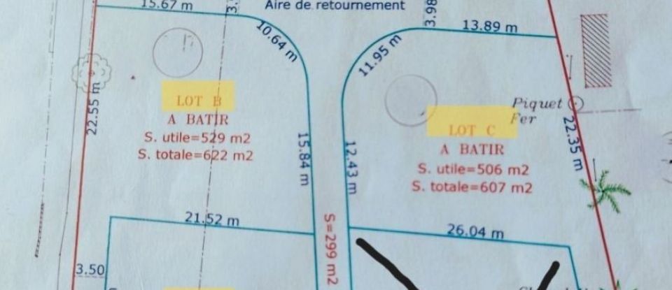 Land of 1,311 m² in Saint-Joseph (97480)