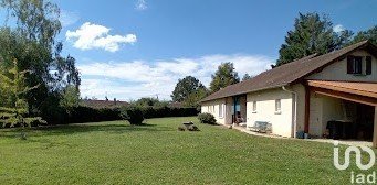 Traditional house 8 rooms of 200 m² in La Genête (71290)