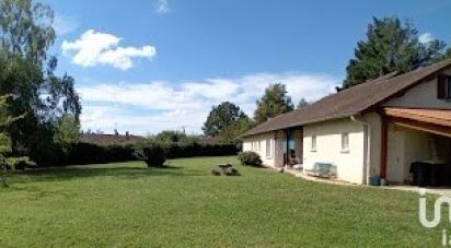 Traditional house 8 rooms of 200 m² in La Genête (71290)