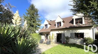 Maison traditionnelle 5 pièces de 160 m² à Quincy-Voisins (77860)