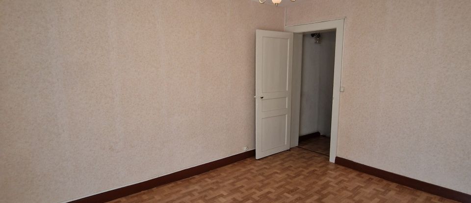 Town house 4 rooms of 65 m² in Anzin (59410)