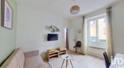 Appartement 2 pièces de 33 m² à Corbeil-Essonnes (91100)