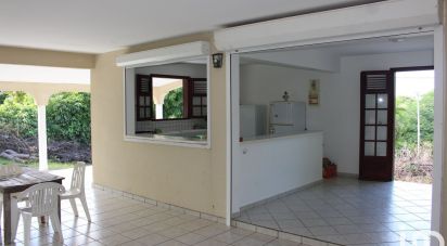 Maison 4 pièces de 77 m² à Saint-François (97118)