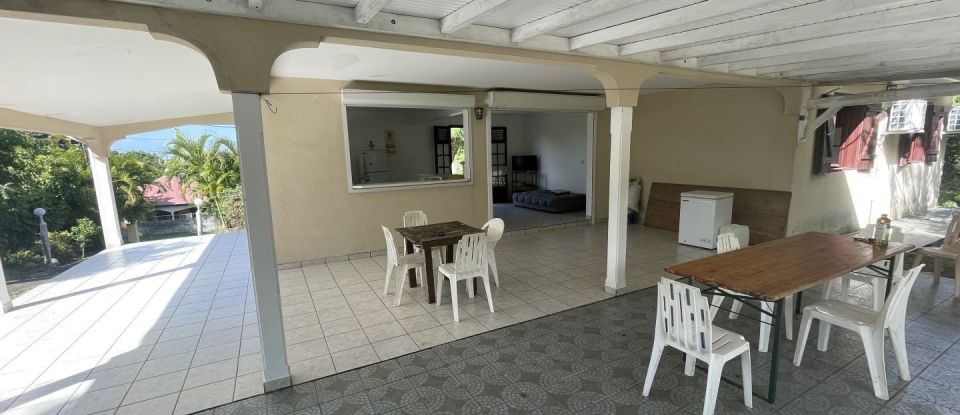 House 4 rooms of 77 m² in Saint-François (97118)