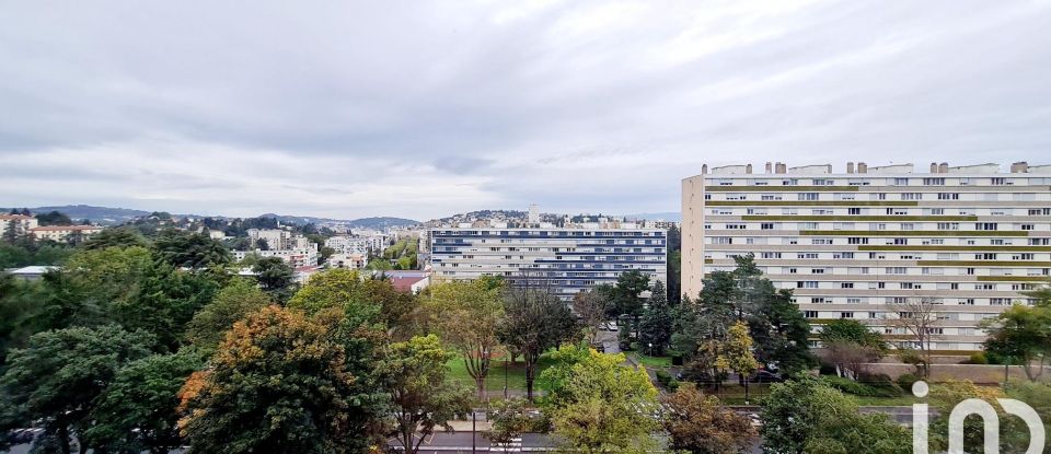 Appartement 3 pièces de 65 m² à Saint-Étienne (42100)