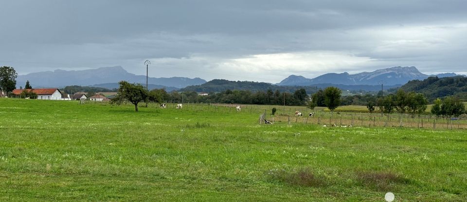 Traditional house 5 rooms of 140 m² in LES ABRETS (38490)