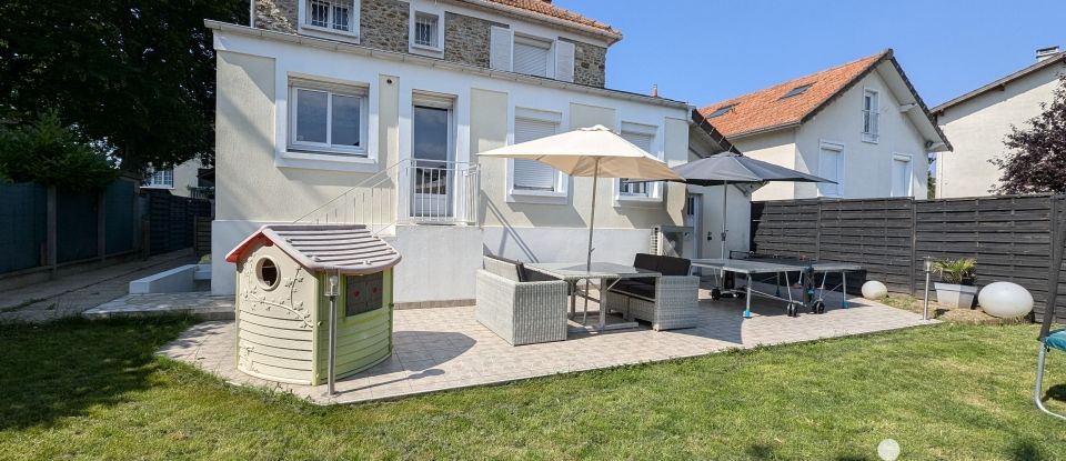 Maison 8 pièces de 155 m² à Morsang-sur-Orge (91390)