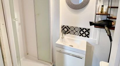 Studio 1 room of 10 m² in Paris (75008)