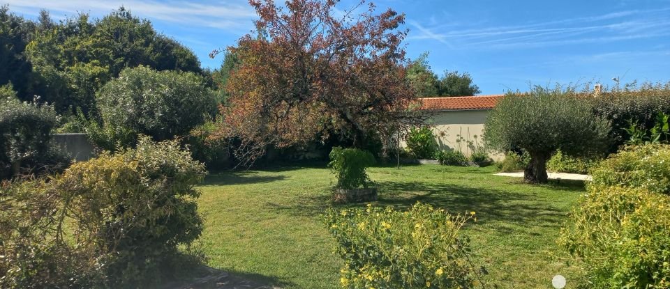 Traditional house 5 rooms of 196 m² in Dolus-d'Oléron (17550)