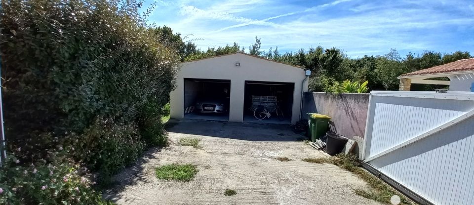 Traditional house 5 rooms of 196 m² in Dolus-d'Oléron (17550)