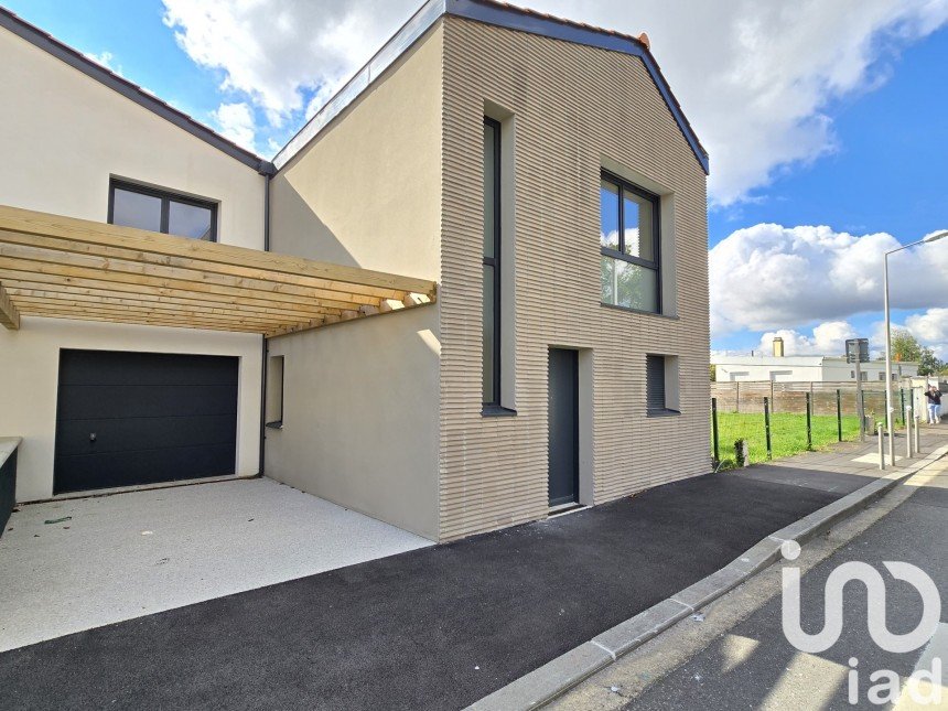 Maison 4 pièces de 100 m² à Pessac (33600)