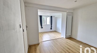 House 7 rooms of 153 m² in Bourg-lès-Valence (26500)