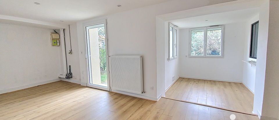 Maison 7 pièces de 153 m² à Bourg-lès-Valence (26500)