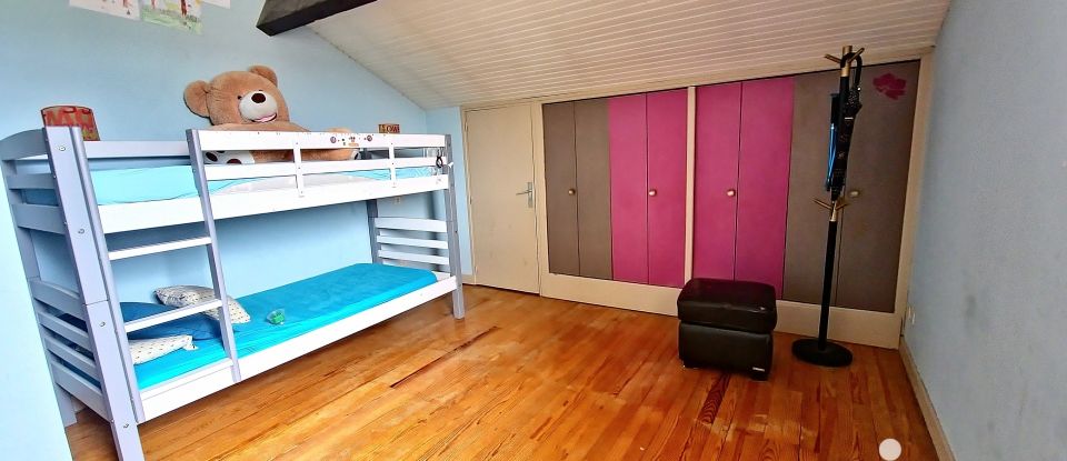 Maison 7 pièces de 153 m² à Bourg-lès-Valence (26500)