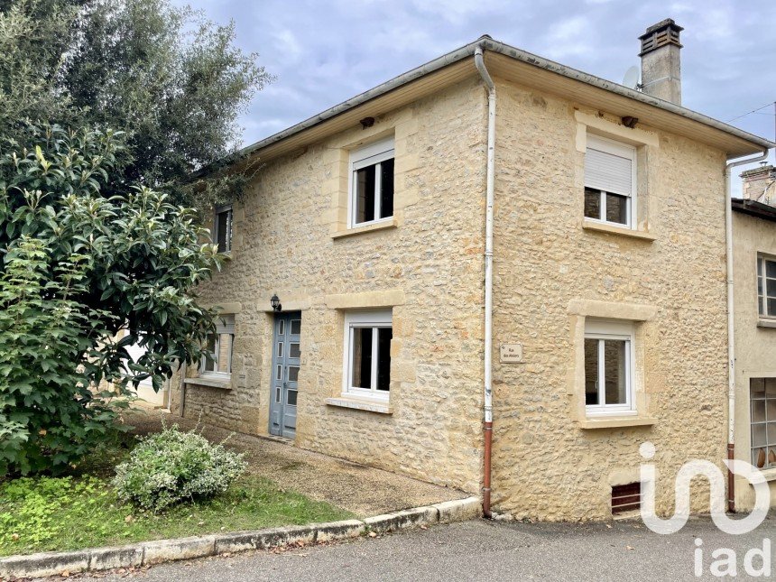 Maison de ville 5 pièces de 140 m² à Saint-Martial-de-Nabirat (24250)