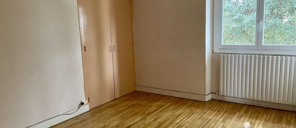 Town house 5 rooms of 140 m² in Saint-Martial-de-Nabirat (24250)