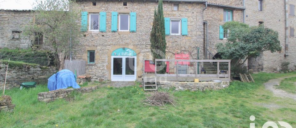 House 11 rooms of 210 m² in Saint-Georges-de-Luzençon (12100)