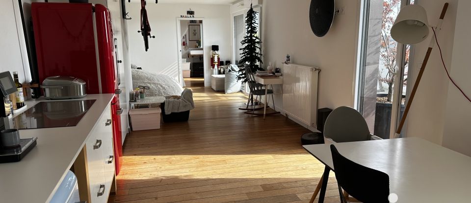 Apartment 3 rooms of 90 m² in Rennes (35000)