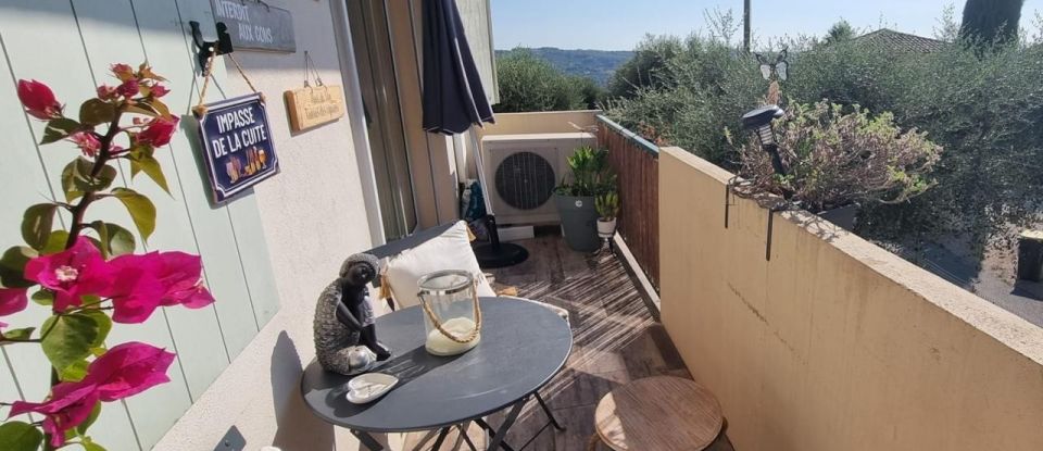 Appartement 3 pièces de 74 m² à Grasse (06130)