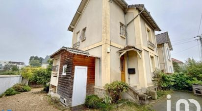 Traditional house 5 rooms of 84 m² in Sannois (95110)