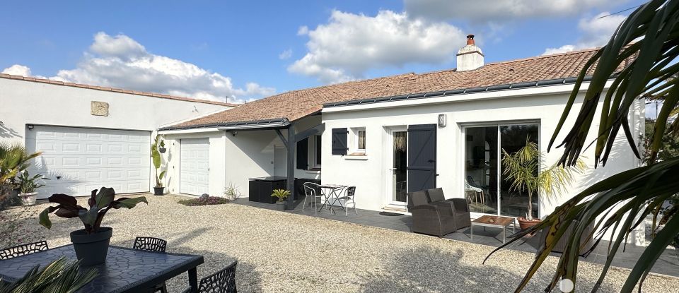 Maison 5 pièces de 107 m² à Chaumes-en-Retz (44680)