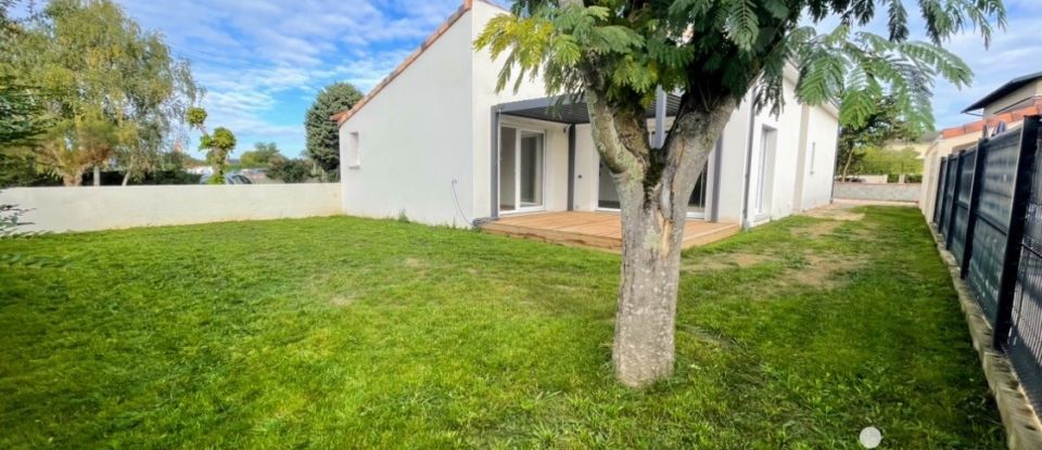 Maison 4 pièces de 96 m² à Saint-Lys (31470)