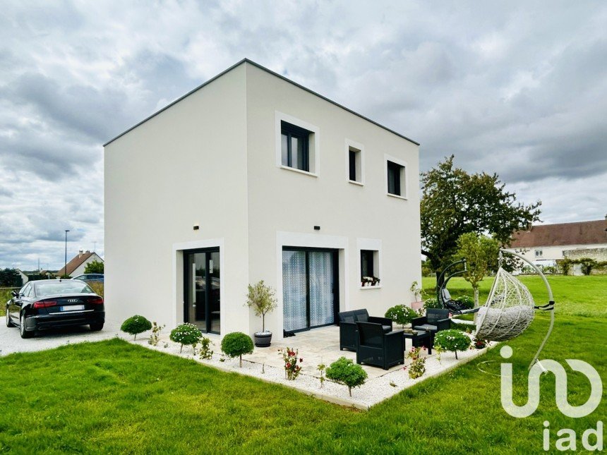 Maison 5 pièces de 100 m² à Saint-Denis-sur-Loire (41000)