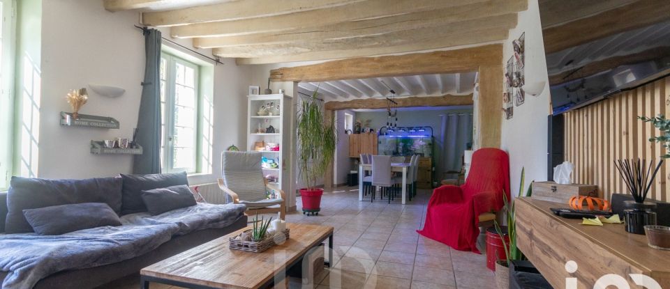 Longere 5 rooms of 138 m² in Montjavoult (60240)