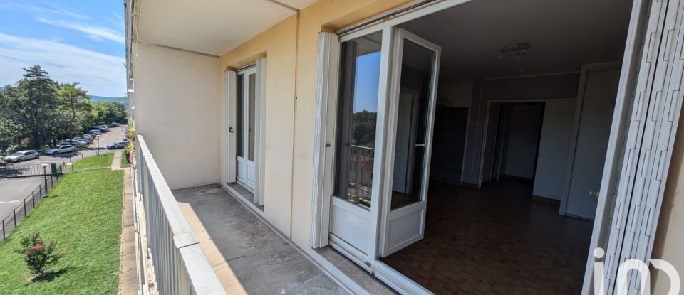 Appartement 1 pièce de 32 m² à Neuville-sur-Saône (69250)