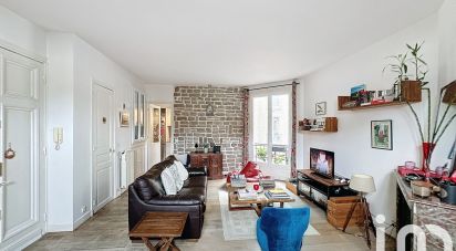 Appartement 3 pièces de 72 m² à Paris (75018)