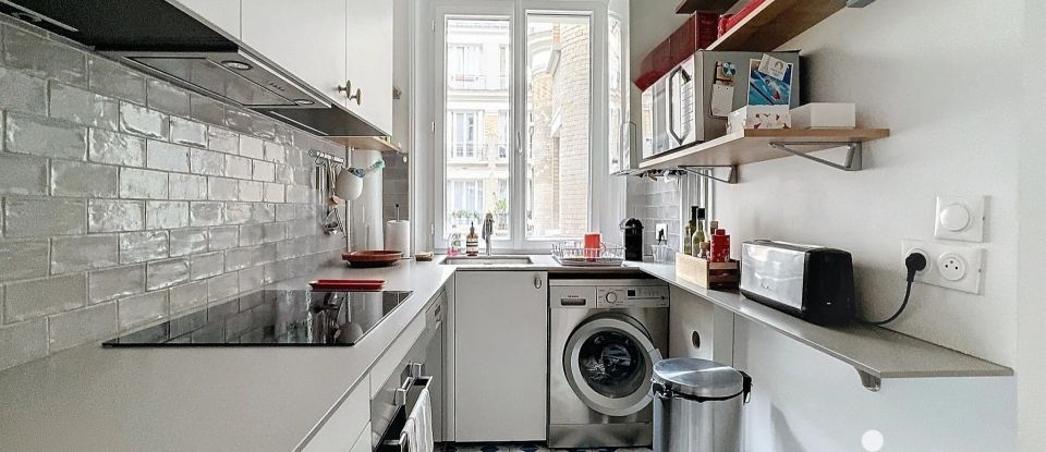 Appartement 3 pièces de 72 m² à Paris (75018)