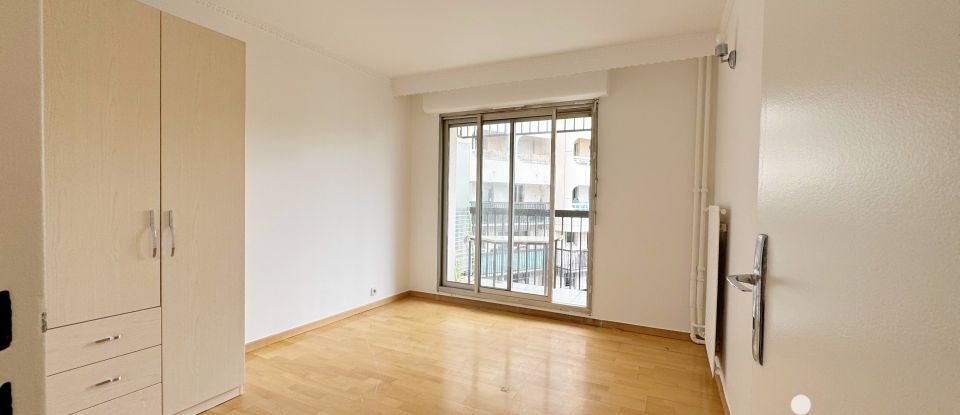 Appartement 3 pièces de 67 m² à Paris (75019)