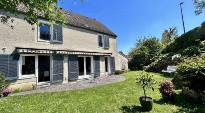 Maison 8 pièces de 135 m² à Sucy-en-Brie (94370)