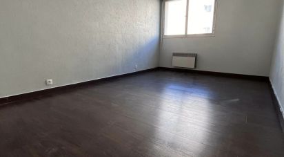 Apartment 3 rooms of 84 m² in Marseille (13010)