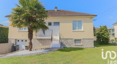 Maison 4 pièces de 98 m² à Saint-Berthevin (53940)