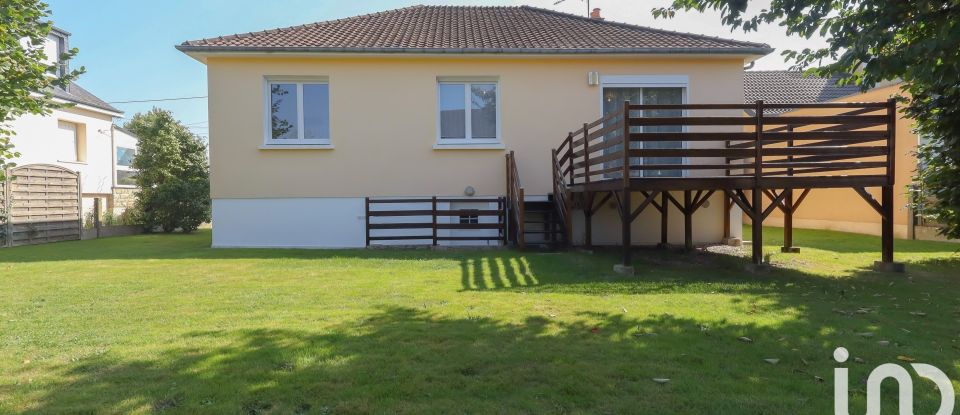 House 4 rooms of 98 m² in Saint-Berthevin (53940)