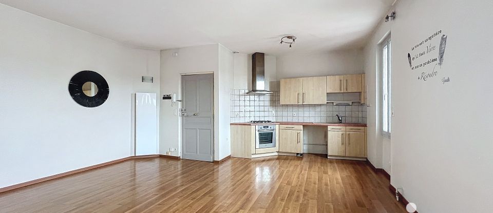 Appartement 3 pièces de 61 m² à Le Puy-en-Velay (43000)