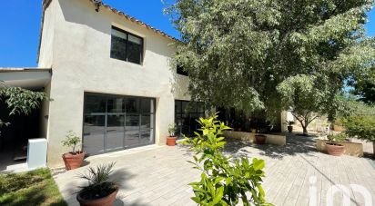 House 7 rooms of 252 m² in Eygalières (13810)