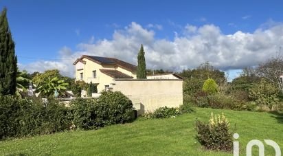 Maison traditionnelle 5 pièces de 165 m² à Saint-Sylvestre-Pragoulin (63310)