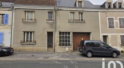 Town house 6 rooms of 105 m² in Saint-Gaultier (36800)