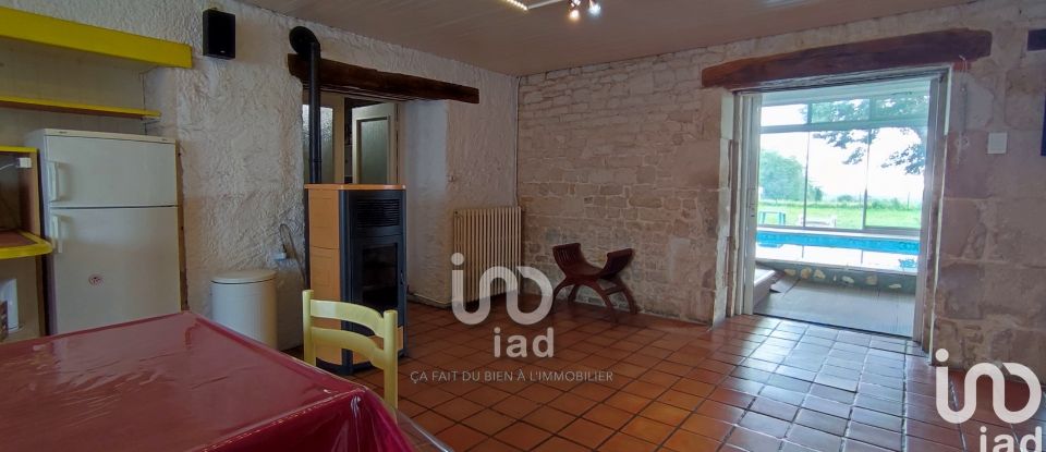 House 7 rooms of 250 m² in Fontenay-le-Comte (85200)