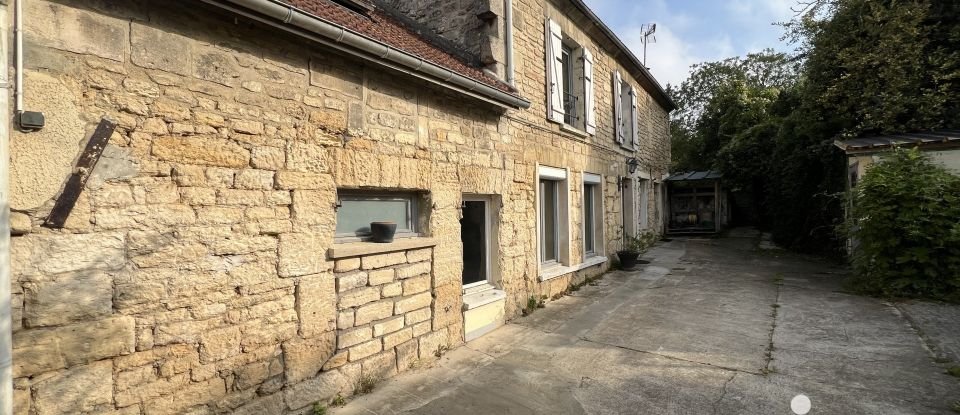 Traditional house 5 rooms of 130 m² in Saint-Leu-d'Esserent (60340)