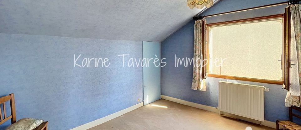 Traditional house 6 rooms of 95 m² in Bures-sur-Yvette (91440)