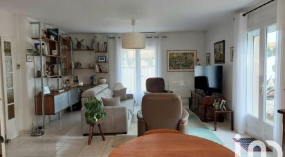 House 3 rooms of 96 m² in Marennes (17320)